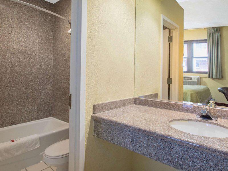 1FA445551296CC7C46DD323FF1B6B1D7