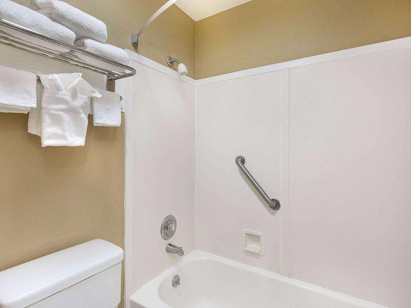 E5E2C511879FA6CBAA0853AB7ED9860D