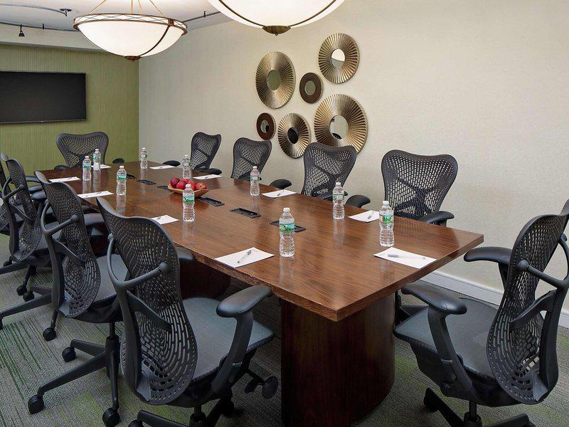 76809935ADAD317E214170F27B30DA8E