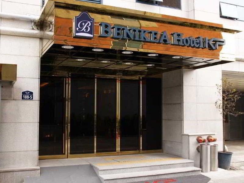 E528732E8DFD7284E06548009DF58AE0