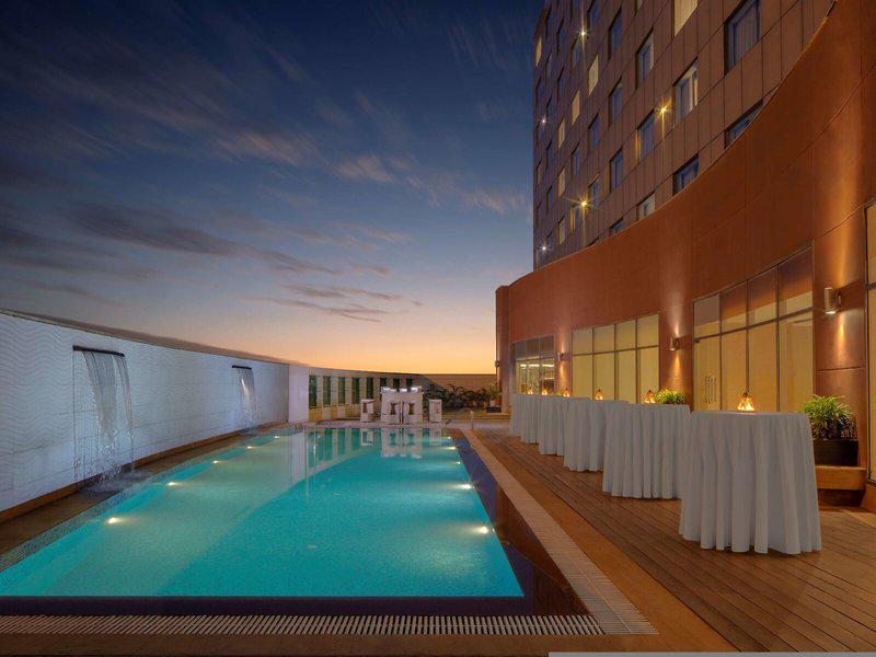 81F65BBC85A08841F02E83F5D107E8F7