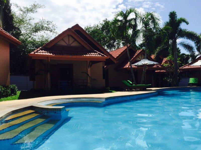 AFCB6C4CEC72345F16870213A4F7221D