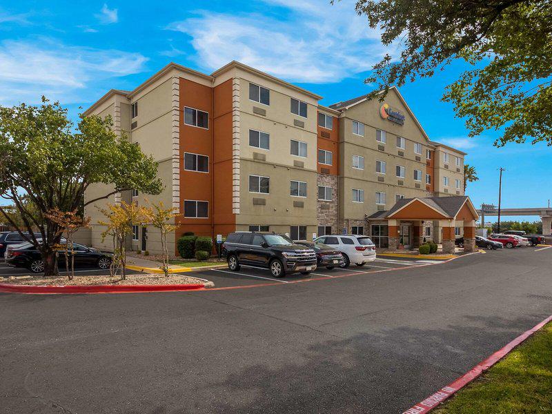 B1D569E042D5749BB3D52EC2677865C5