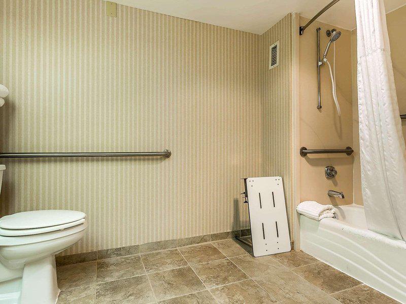 0BBAB1756E0A2836FBCF3B93E5BADF57