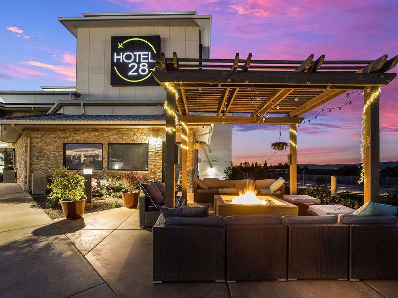 3C258C4A8F454D7A91393010F0292B1D