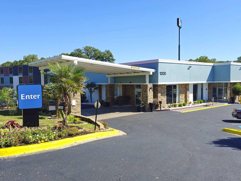 DE2008667048D7B04D728A3E4C65664C