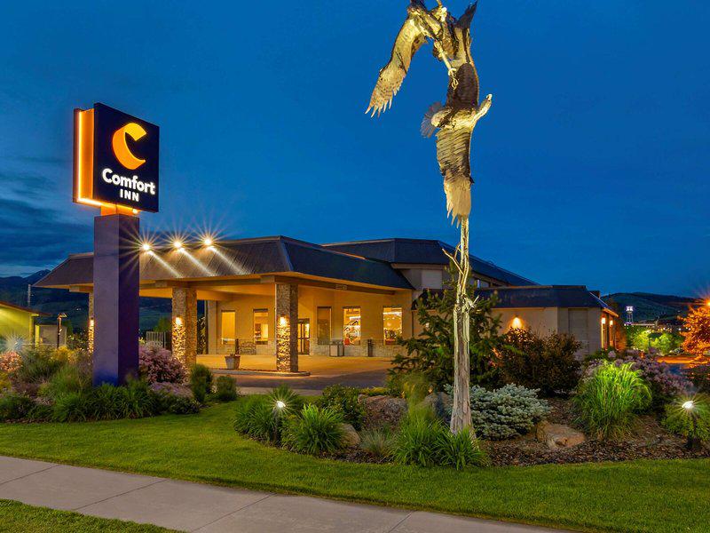 520489A6104A9D5ED8C6F04B7CBA6803