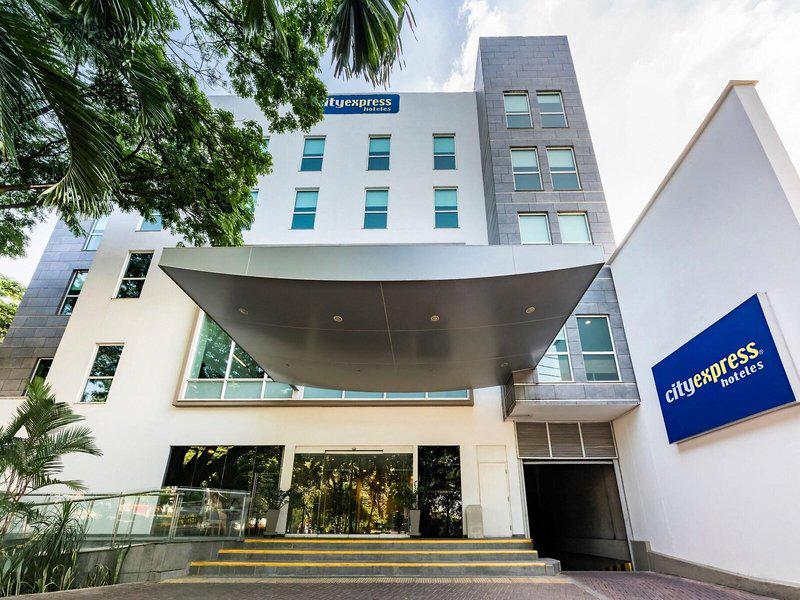 7222DDE15581D877B012F0574702CDF8