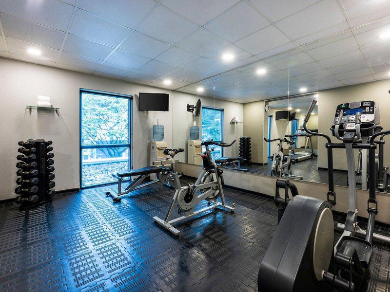 9ADF85FBDCF7C68D61815C75EBFA3ED4