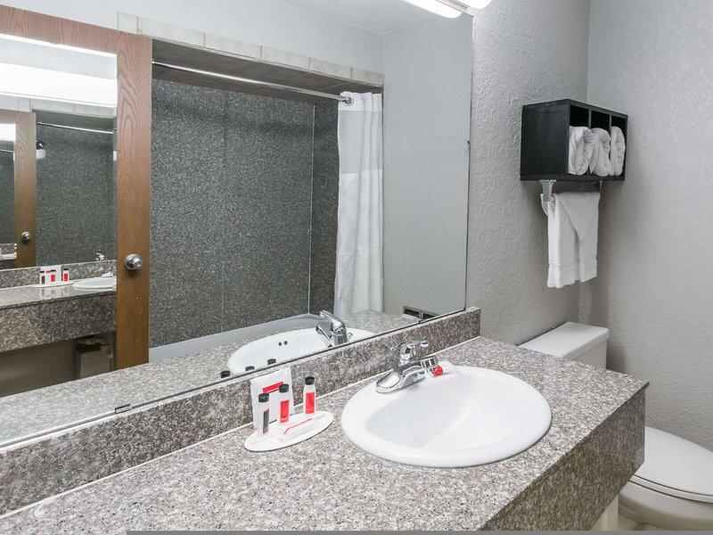 27D5B7C6640040AF0383B89E79DC4307