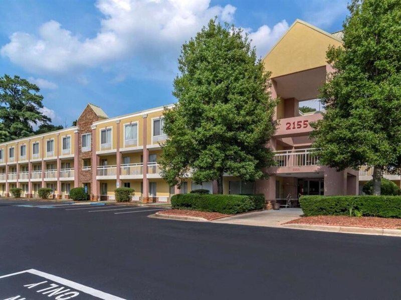 DBA41C9D7E05B7E4F57FACBA5AEF859E