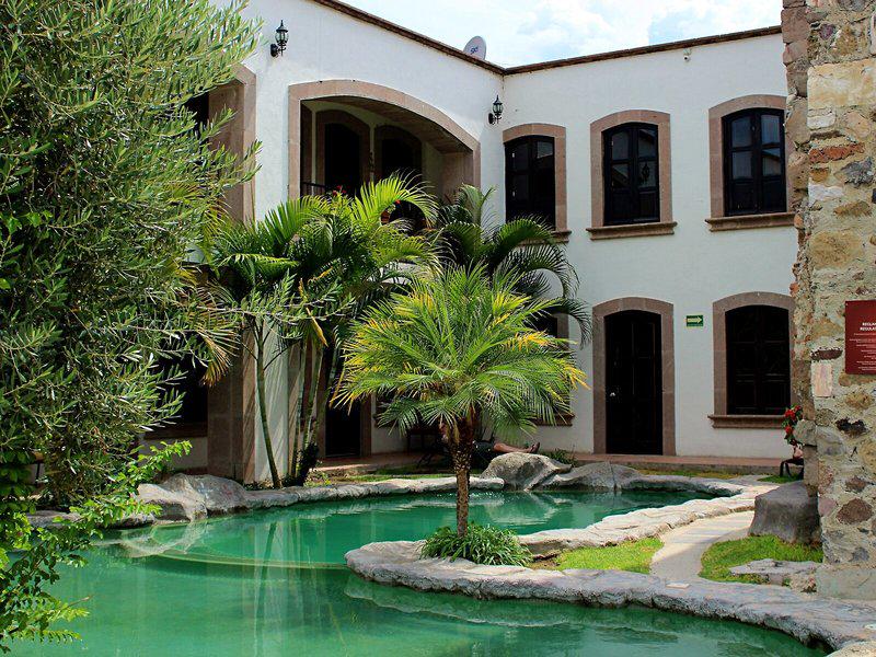 24802310043B761C4B98F207D7CA5C5C