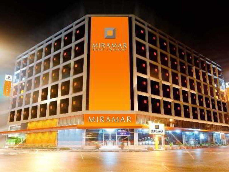 993B98AF3753A63BE8F7AB8451048C47