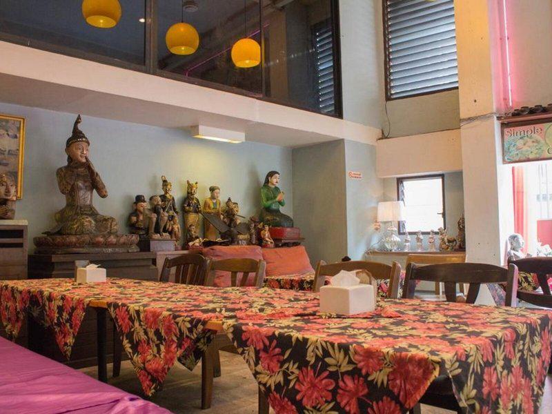 B32C3EE39D0E9AA33EA80B3709DA0606