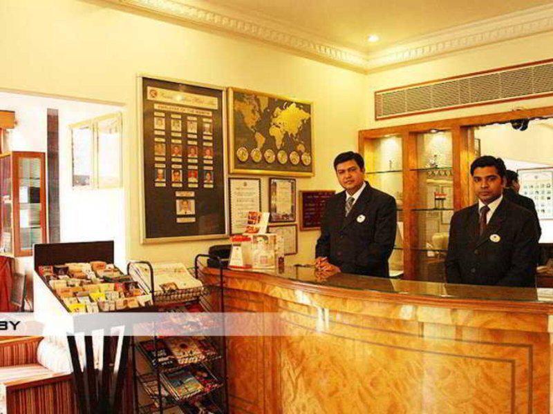 C587AFBBB8C3E8419F9277AB46B2E3C6