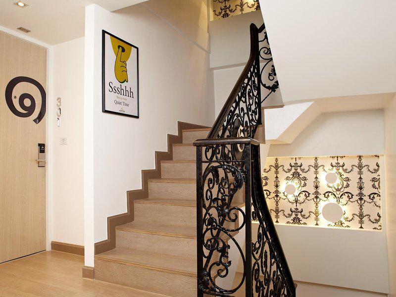 B6AAEA8A9EDD83CA51169361045AC9C9