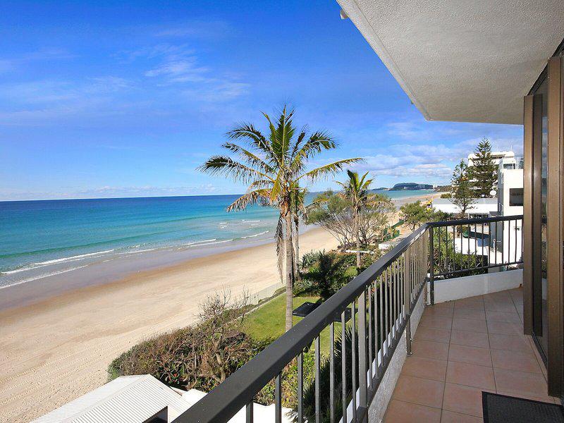 CE06796BC438E5584F2499D60ECA14F4