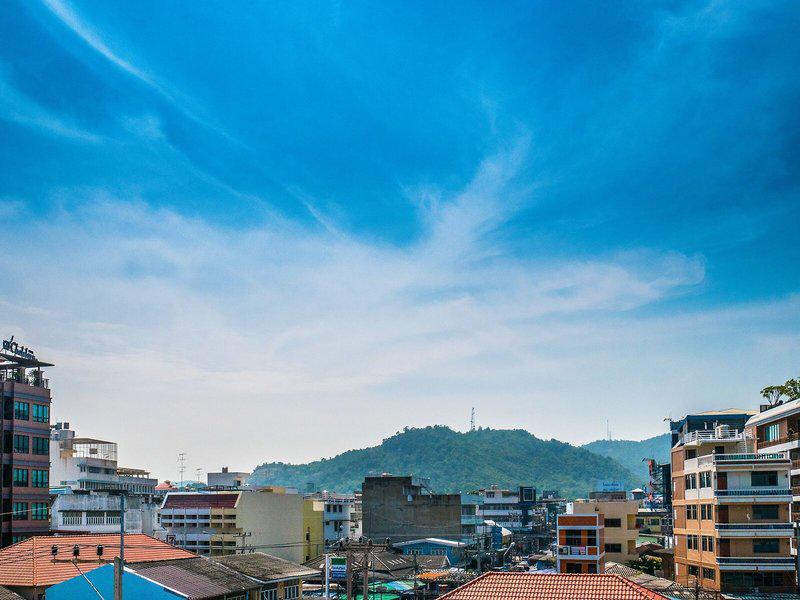 13204E2EAC7D88262ACED085876050D1