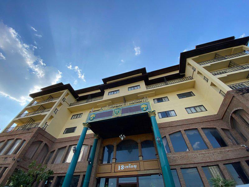 B15B76134DAD7050384ED2760AE9053F