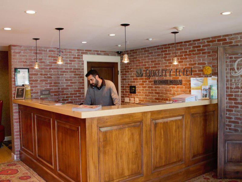 FFBB0570E979F8AE9F9ECA133C302343