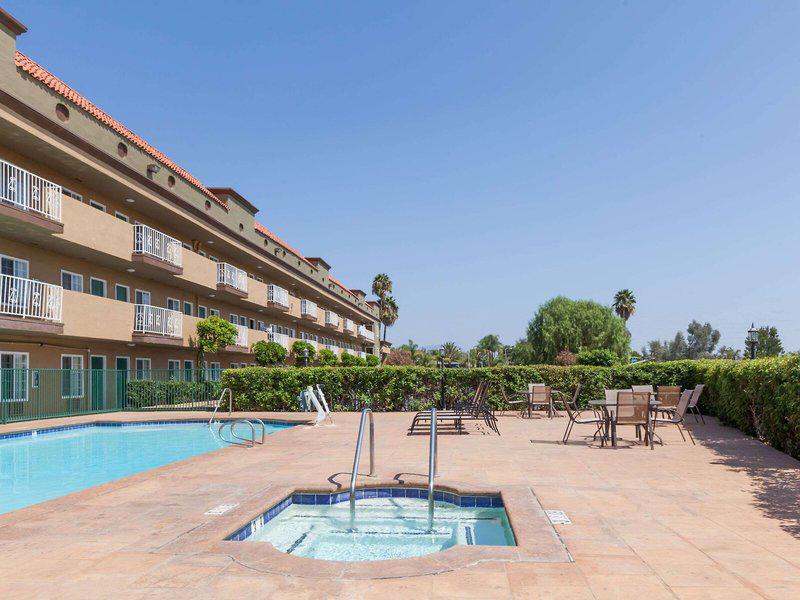 023F734F8A0FEC61B00367F759978525