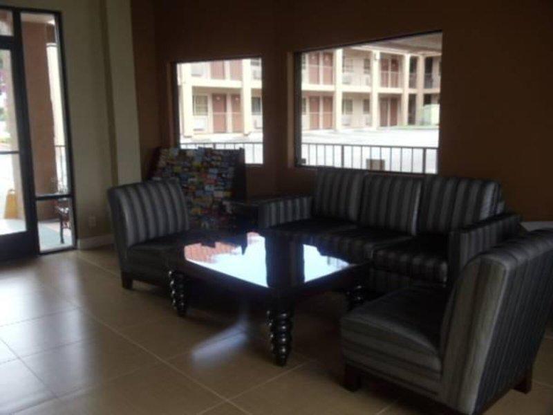 90FC87E18234548158D4D186533F6F0C