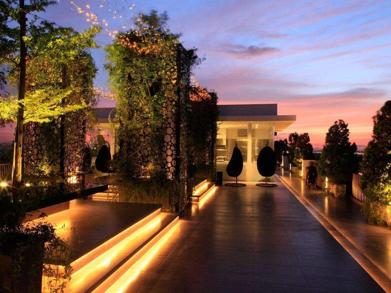 A3C295C68104EAC652A6D6A7215C515D