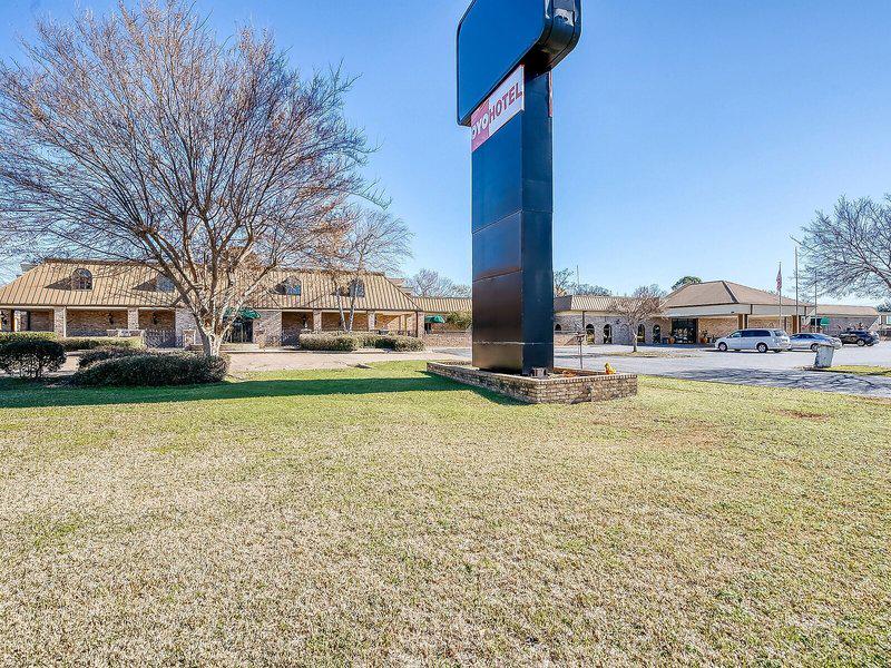 EEE119E38F319E0265342DB8E2A2E970