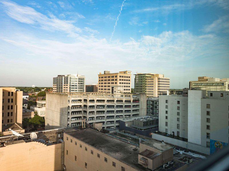 8310AB168C9FDE994D194ED9E2EF617C