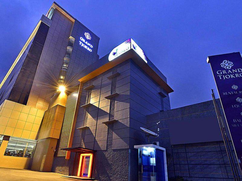 86E42585F826B4EF18D757FE5C4E198E