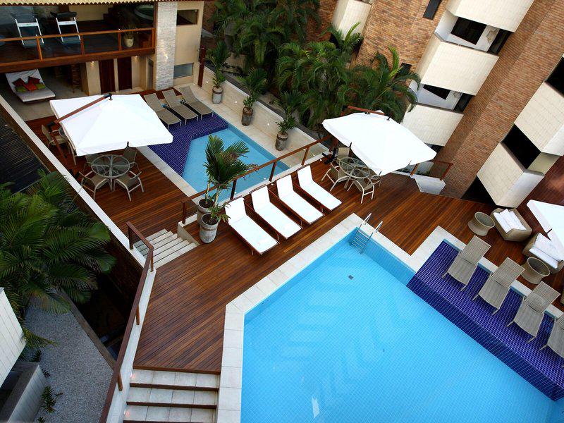 2FE668AFFF68D7B002E76ACC41353FB2