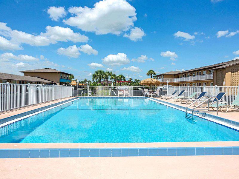 83BC9FDB37BE7397F172353C3C92BEB4