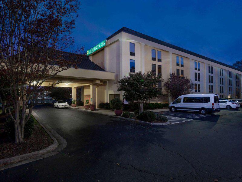 6D369DBC2852821E3C8E2F34171FAE25