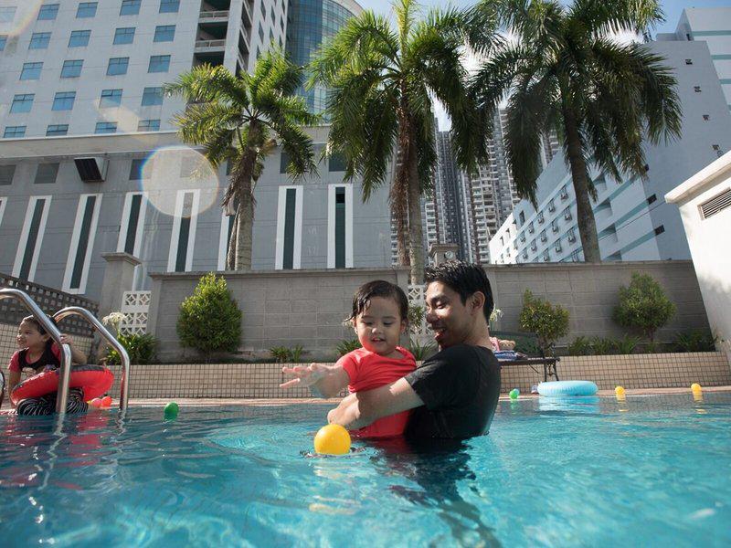 9C9FEA6751044447388E2EE46F7772C6