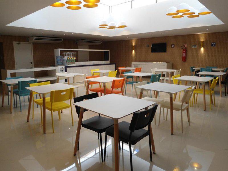 B91840F76157D40E70D8E19CFDB0A385