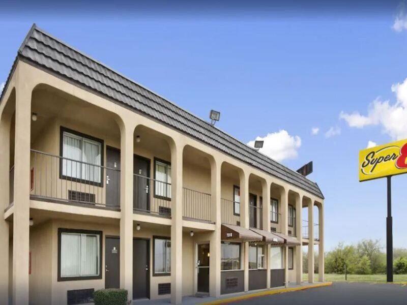 3DB37AD699177985A4A50C8BCF4A4BD8