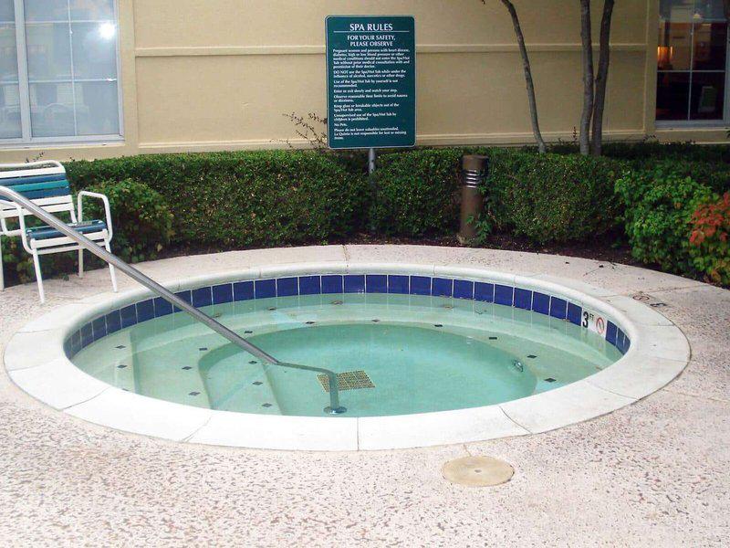 ACF381629564F83AA6111BCE83086A3A