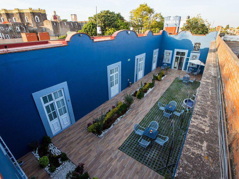 8668C3C9F15E59587584A74DA1565BB3