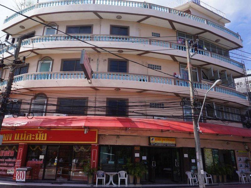 6D7CFF27B464B7C5485A5D2C0DD09D32