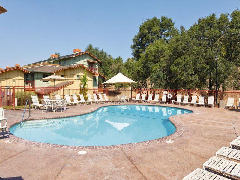 1862BFB407F0DF5DE5931ED9DAC82C53