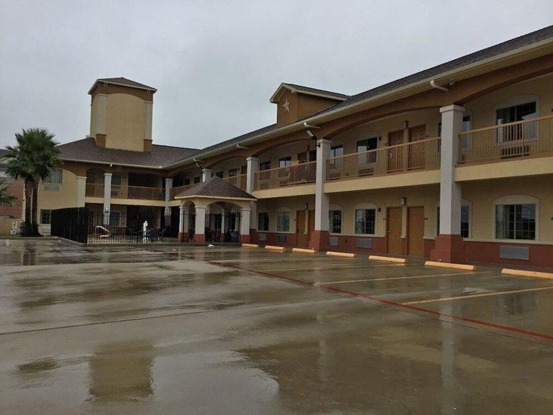 9EE8CFCC144BDF68FB73CC396C53E24B