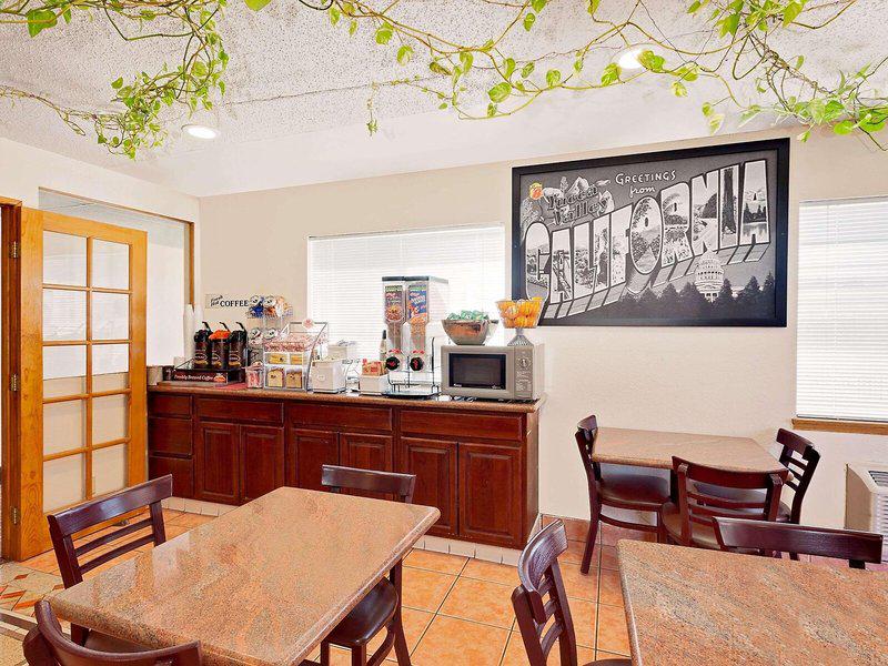 DD6C0B333A84887F2646B297306039AA