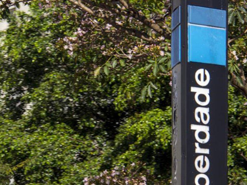 82435490F8116A06D3E1C200DE252CEB