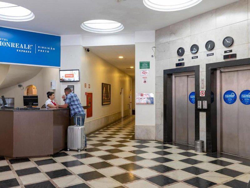 28EA9230767B592AE8E1BBDCF6E3E190