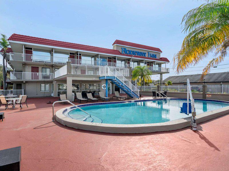 4413FF9576F9A9396429A7A15679DC22