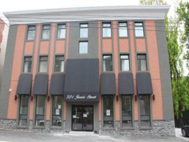 C18177EFF7EC6F7E5A8B02050A87B85A