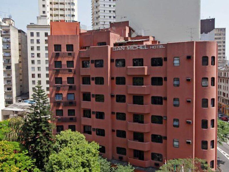 F2C761555BDD244E3EF510C93CDBBAAF