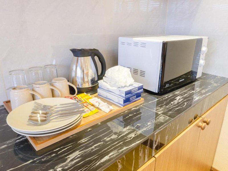 0435F9664DA02AB5AD0E4FA7CB966F98