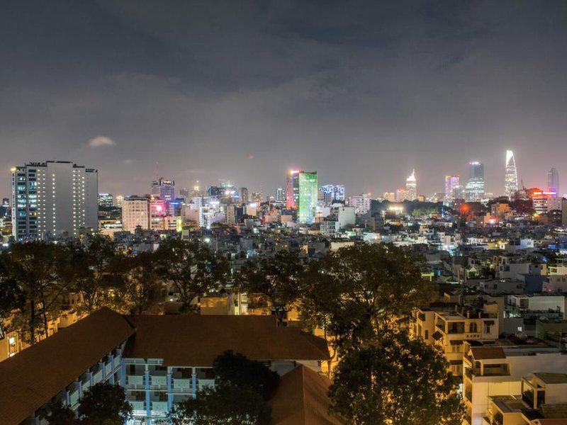 BEE475E1A1E0CD15FF2EEC7BFE8AC083