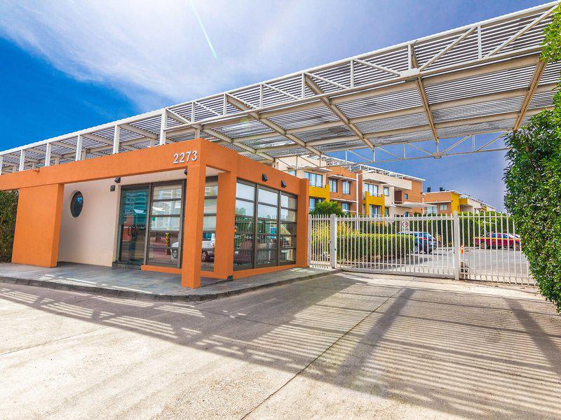 1E506DE1FC05DD65BE6E6B3942717919